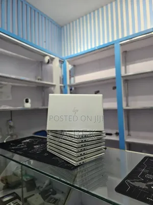 New Laptop HP EliteBook 840 G8 16GB Intel Core i5 SSD 512GB