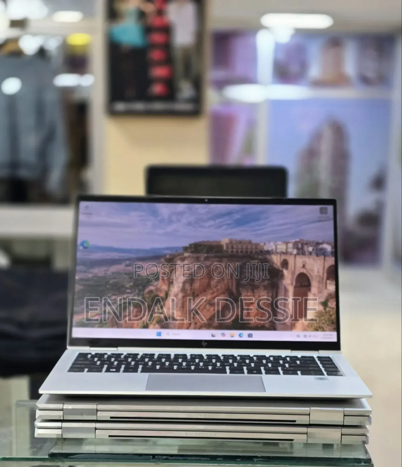 New Laptop HP Spectre 16GB Intel Core i7 SSD 512GB