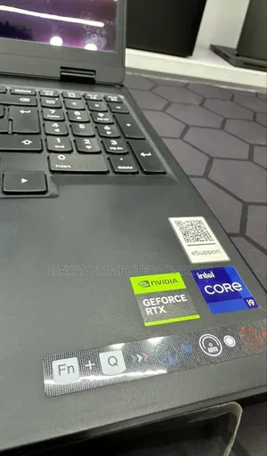 New Laptop Lenovo Yoga 700 16GB Intel Core i9 SSD 1T