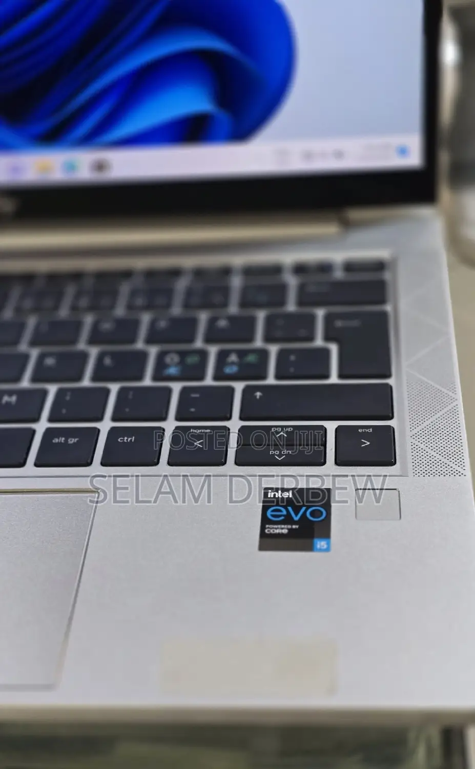 New Laptop HP EliteBook 830 G8 16GB Intel Core i5 SSD 512GB