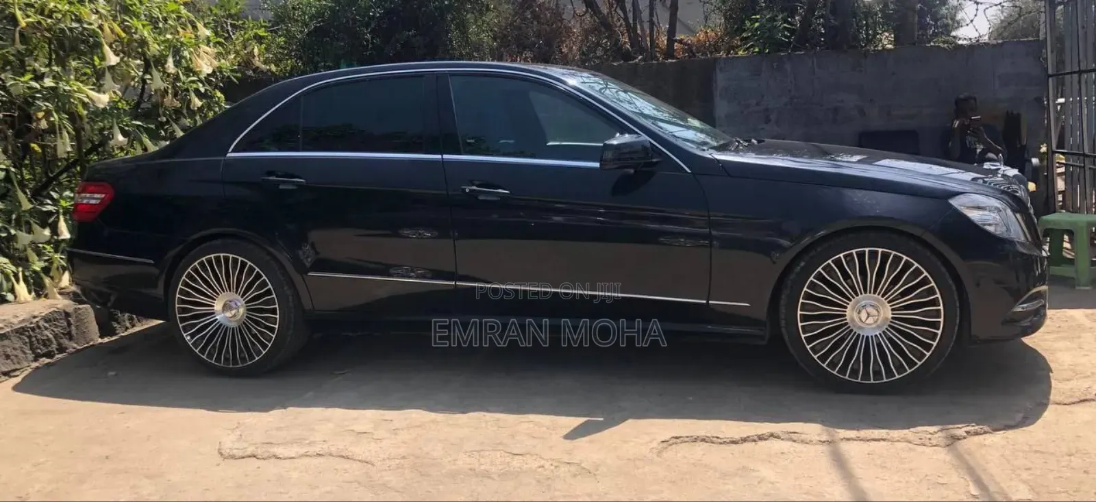 Mercedes-Benz E200 2012 Black