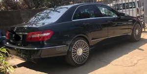 Mercedes-Benz E200 2012 Black