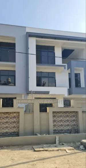 8bdrm House in Ayat Zone-5, G+2, Bole for sale
