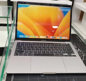 New Laptop Apple MacBook Pro 2021 M1 8GB Apple M1 SSD 256GB