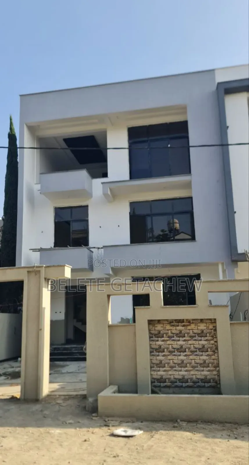 8bdrm House in Ayat Zone-5, G+2, Bole for sale