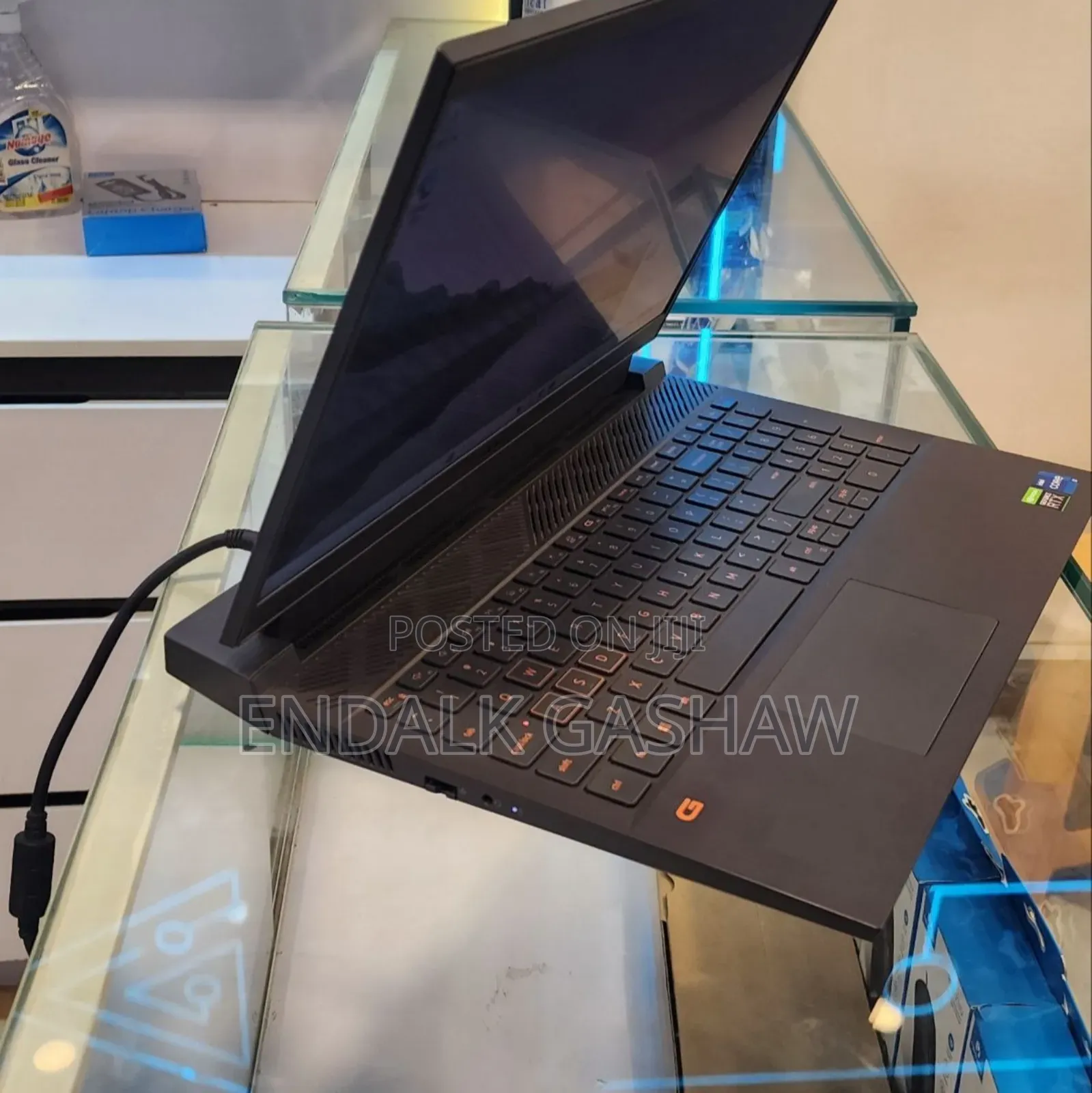 New Laptop Dell G15 5535 16GB Intel Core i7 SSD 512GB