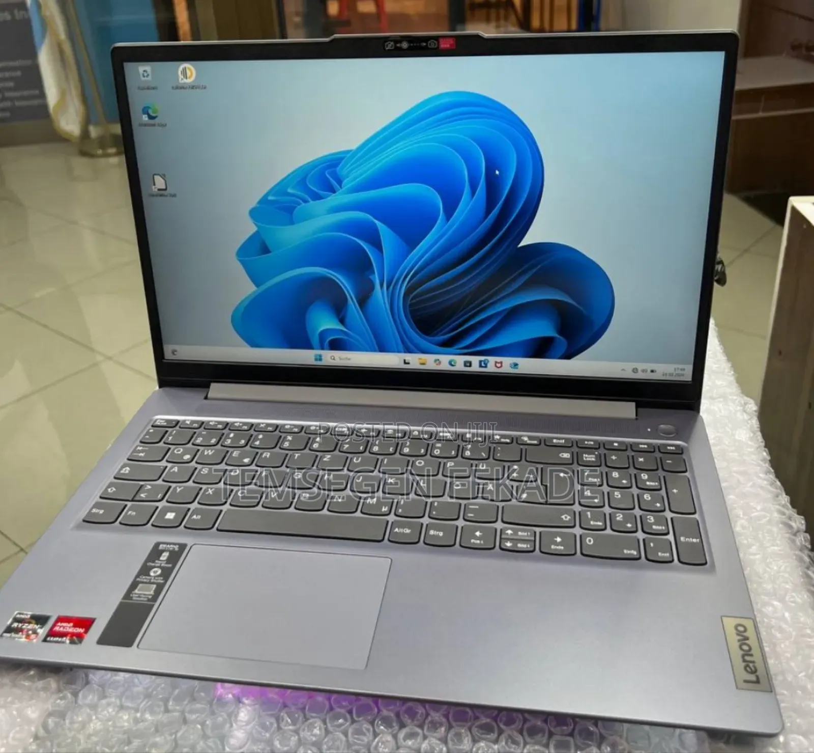New Laptop Lenovo Ideapad 3 16GB AMD Ryzen 5 SSD 512GB