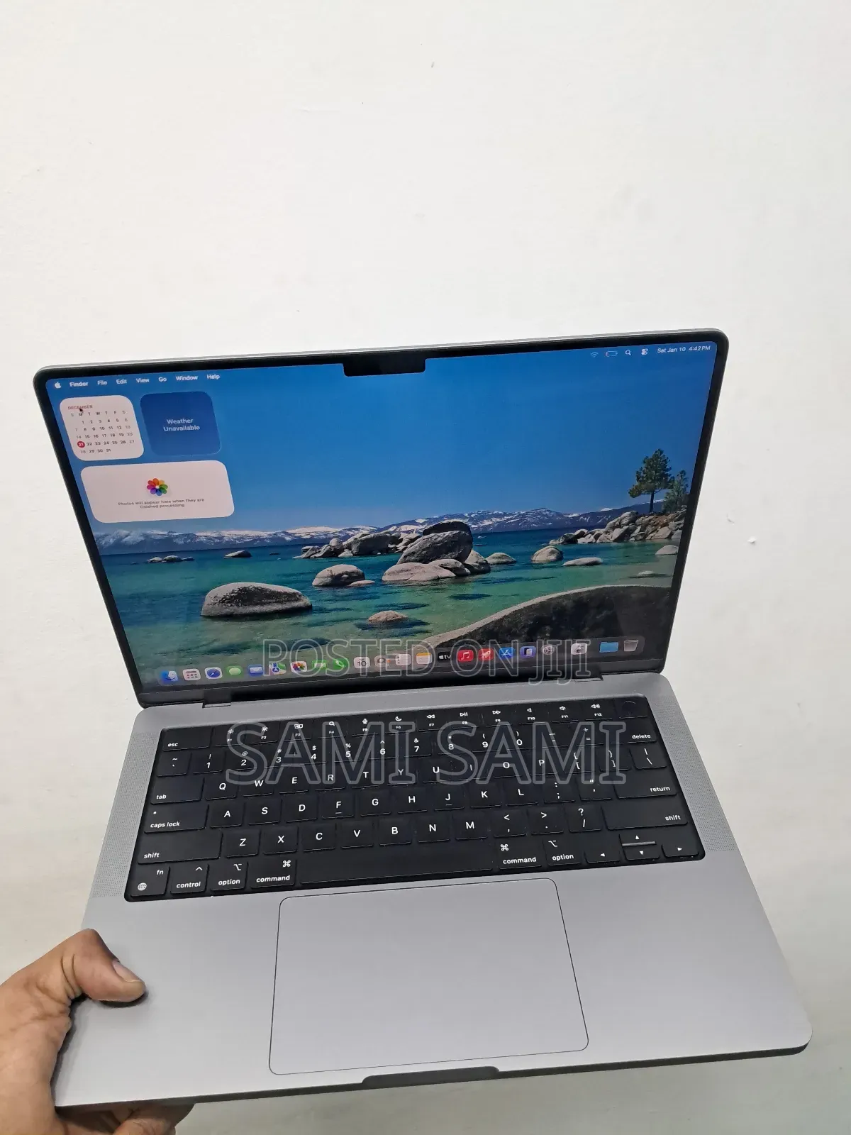 New Laptop Apple MacBook Pro M1 16GB Apple M1 Pro SSD 512GB