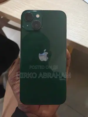 New Apple iPhone 13 128 GB Green