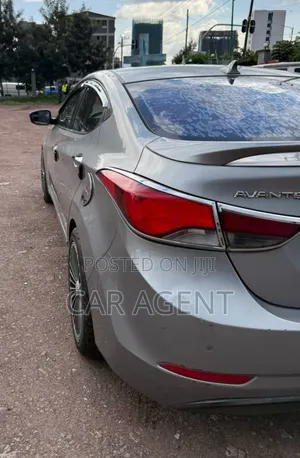 Hyundai Avante 2015 Gray