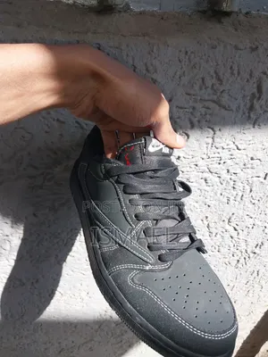 Air Jordan Low Travis Scott Black Phantom