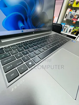 New Laptop 16GB Intel Core i7 SSD 512GB