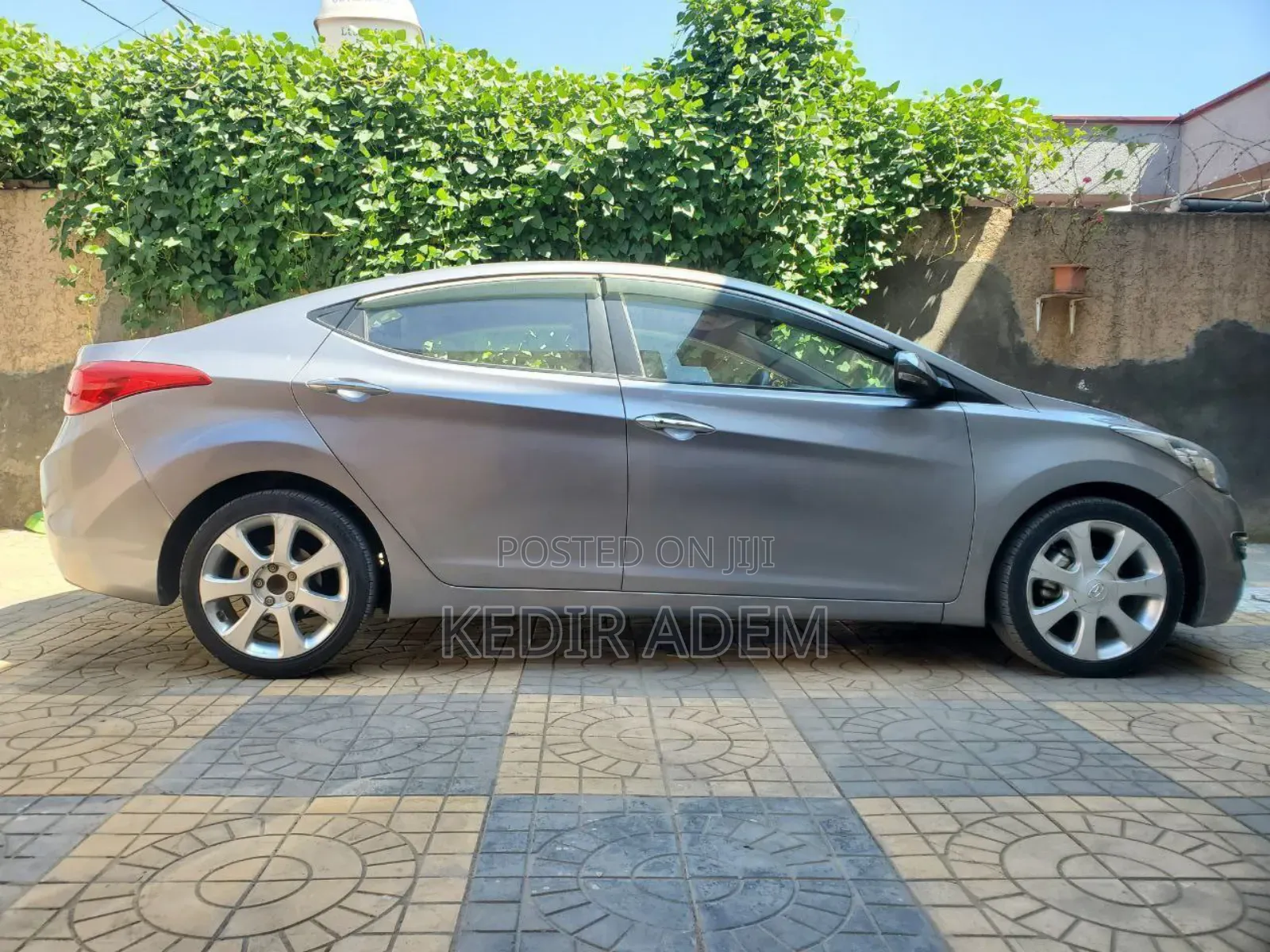 Hyundai Avante 2012 Gray