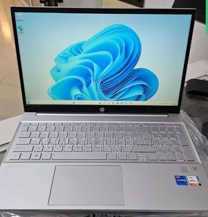 New Laptop HP Pavilion 15 8GB Intel Core i7 SSD 512GB