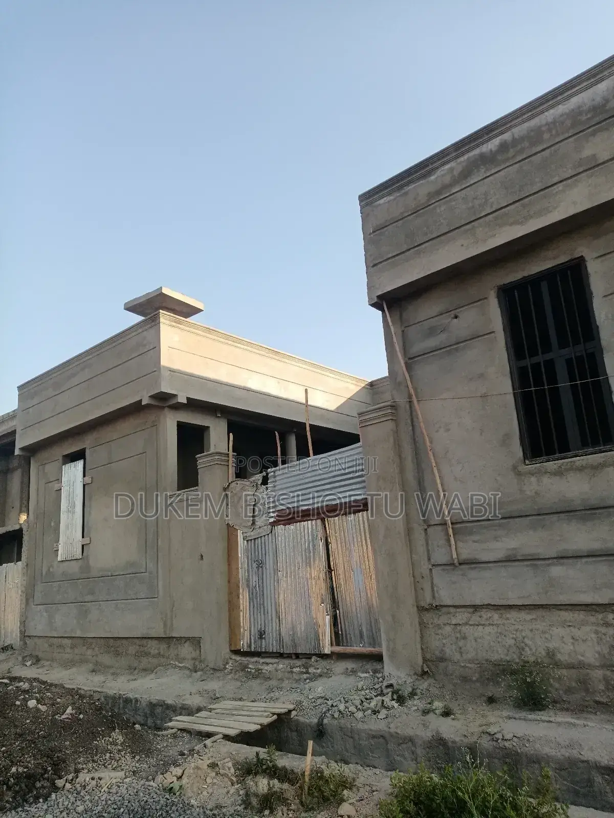 Furnished 10bdrm House in Dukam, East Shewa for sale