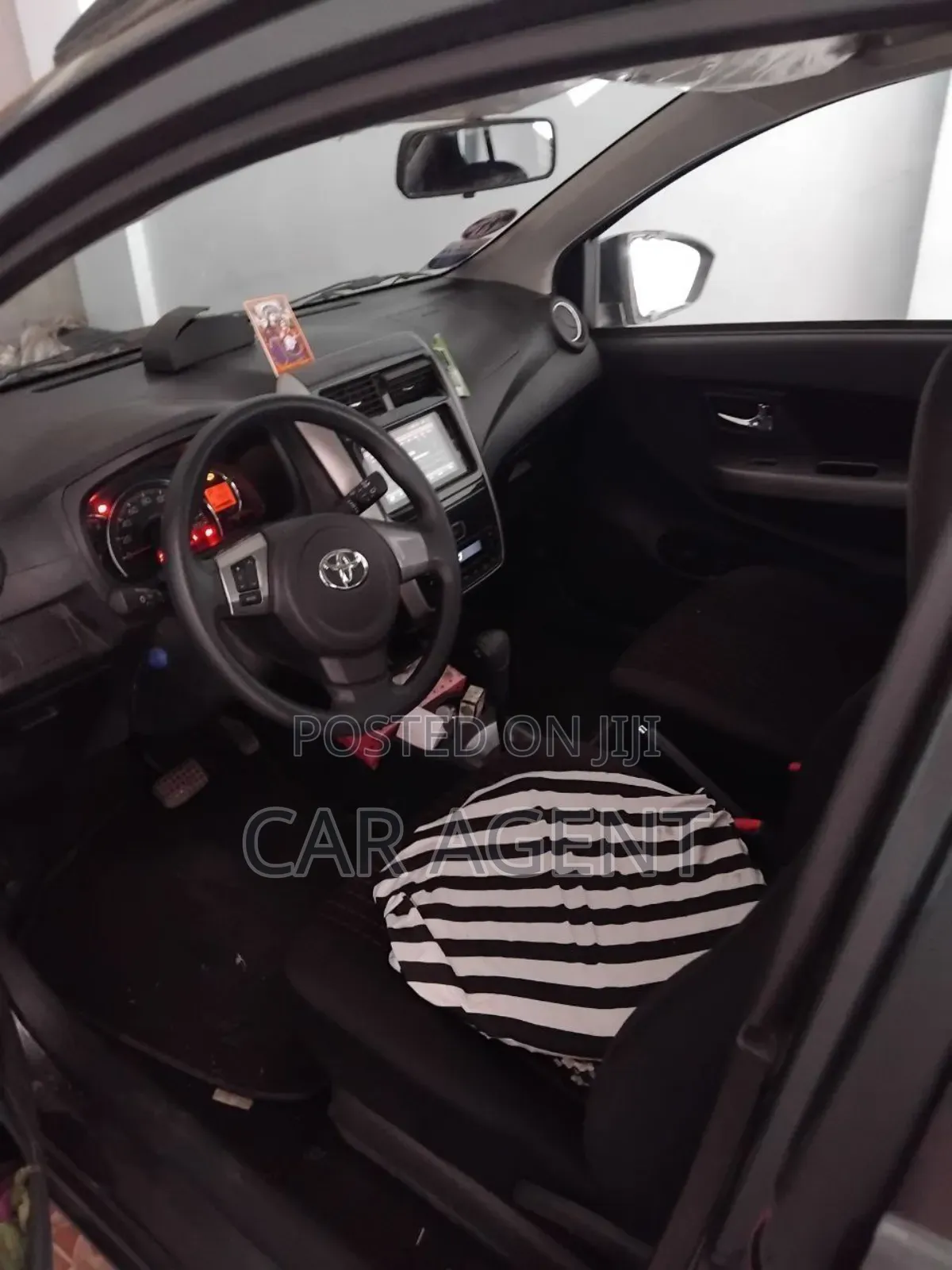 Toyota Agya 2022 Gray