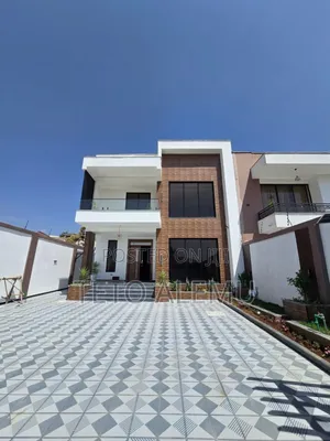 8bdrm House in Bole for sale