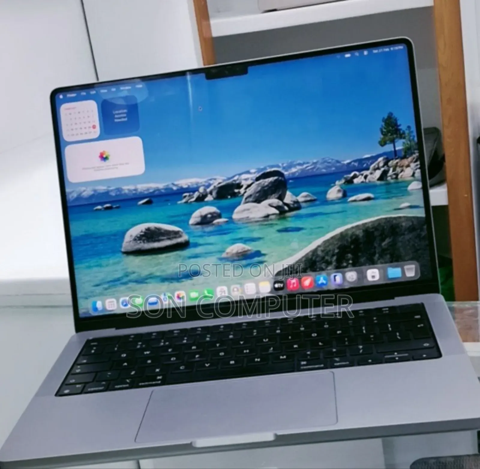 New Laptop Apple MacBook Pro M1 16GB Apple M1 Max SSD 1T