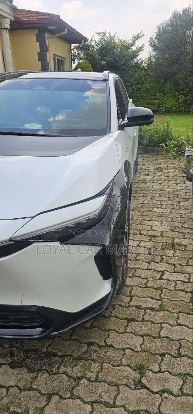 Toyota bZ4X 2023 White