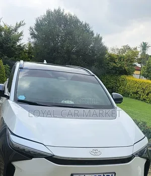 Toyota bZ4X 2023 White