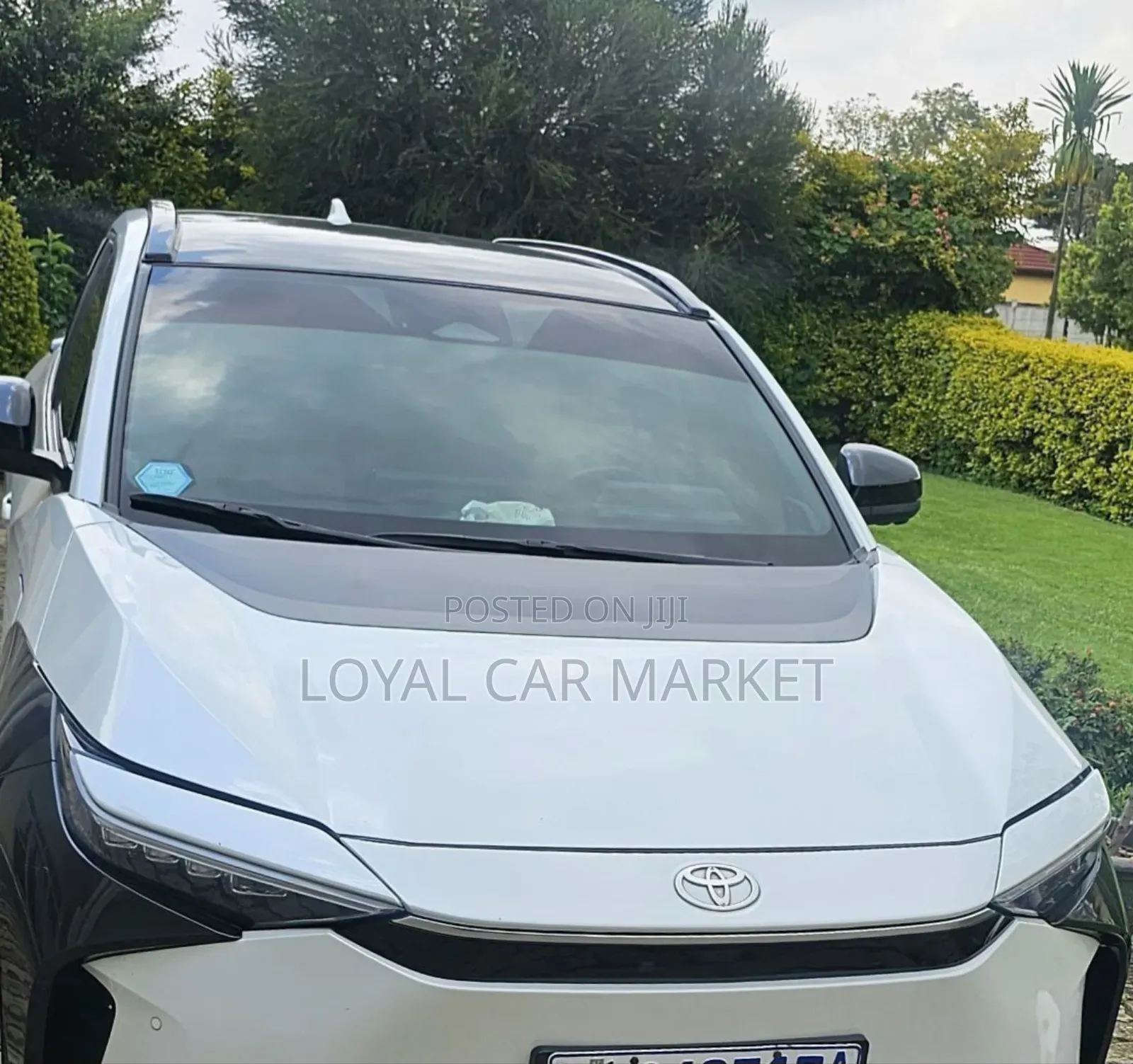 Toyota bZ4X 2023 White