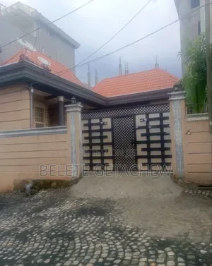 3bdrm Villa in Ayat, Luxury Villa, Bole for sale