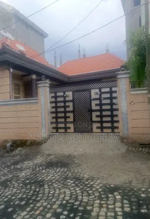 3bdrm Villa in Ayat, Luxury Villa, Bole for sale
