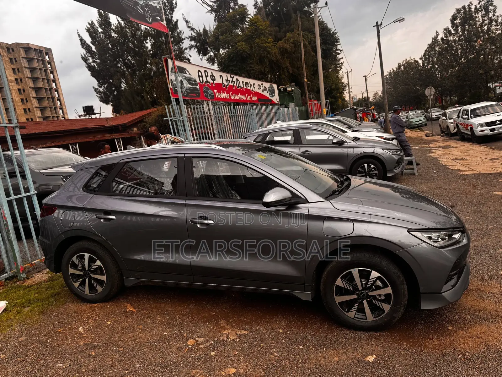 New BYD E2 43 kWh 94 hp FWD 2025 Gray