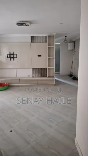 2bdrm Condo in ቱሪስት ሳይት, Bole for sale