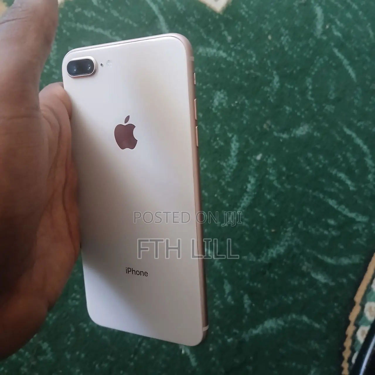 Apple iPhone 8 Plus 64 GB Gold