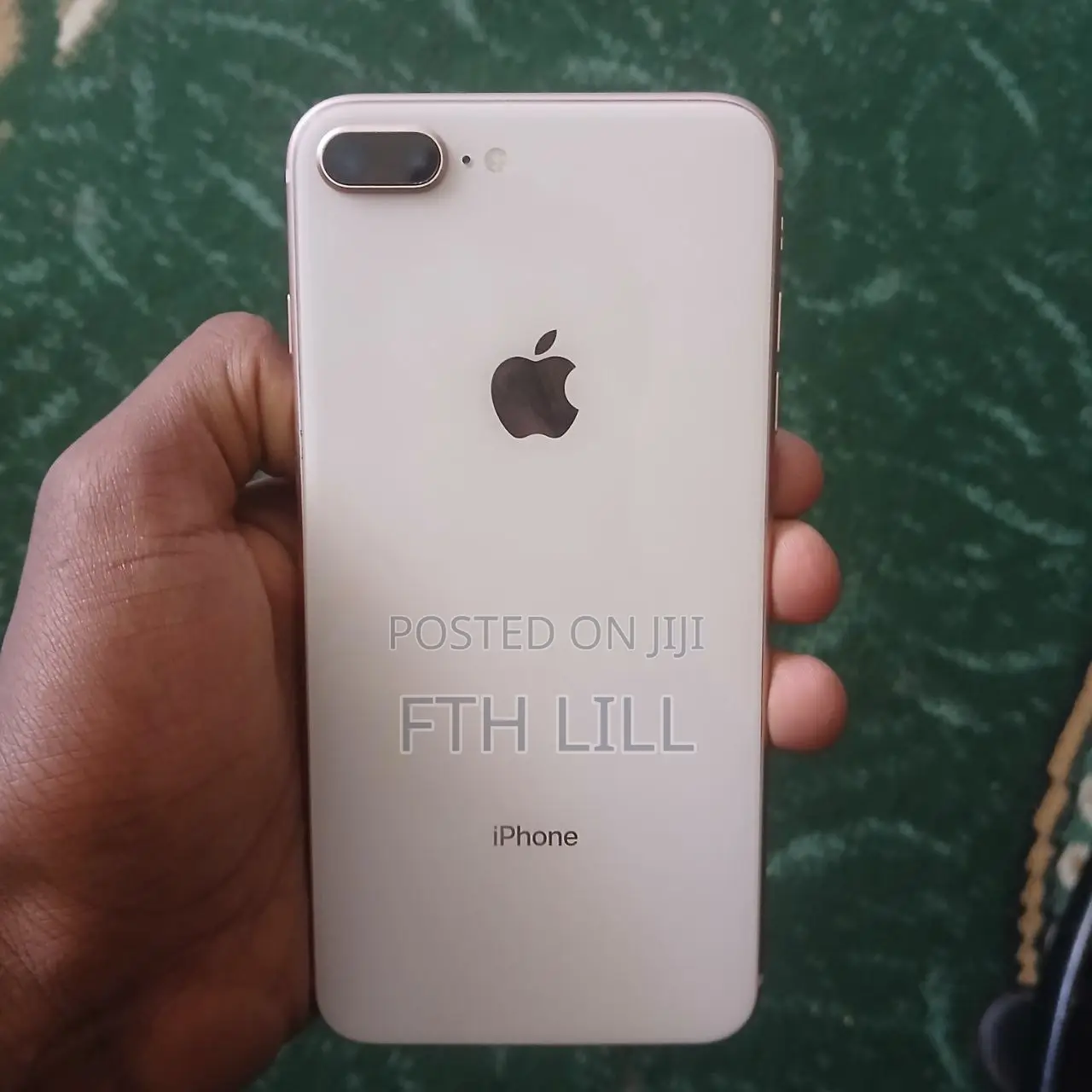 Apple iPhone 8 Plus 64 GB Gold