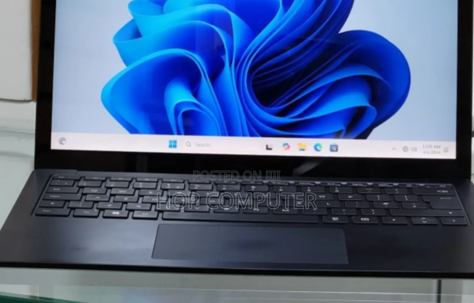 New Laptop Microsoft Surface Laptop 4 16GB Intel Core i7 SSD 512GB