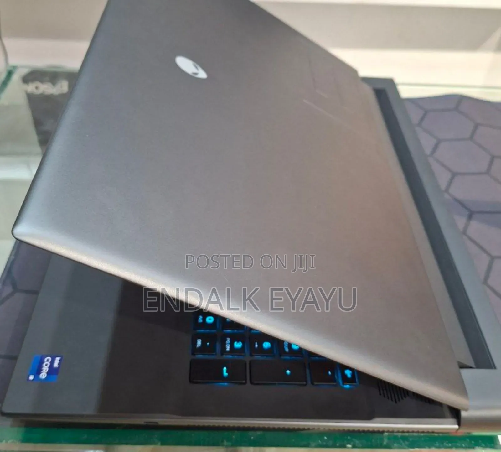 New Laptop Alienware M15 r3 32GB Intel Core i9 SSD 1T