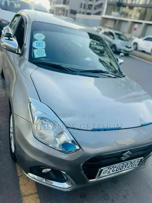 Suzuki Dzire 2022 Silver