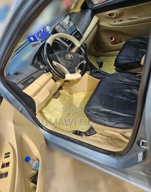 Toyota Yaris 2014 Blue