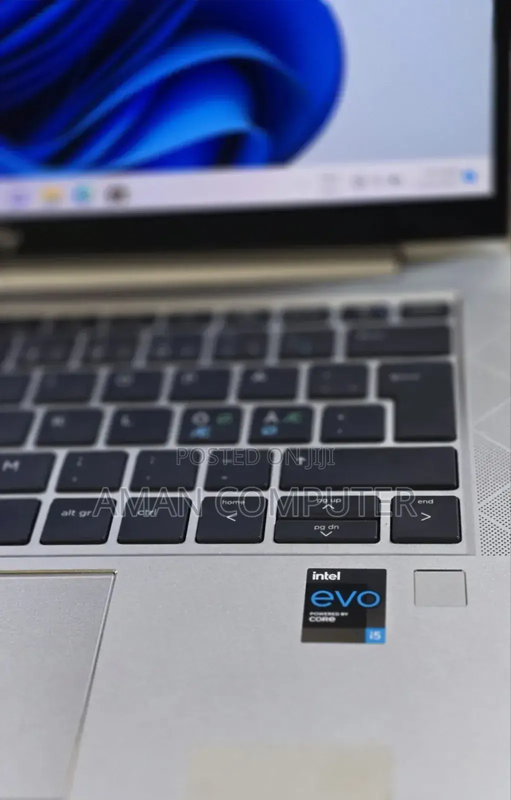 New Laptop HP EliteBook 830 G8 16GB Intel Core i5 SSD 512GB
