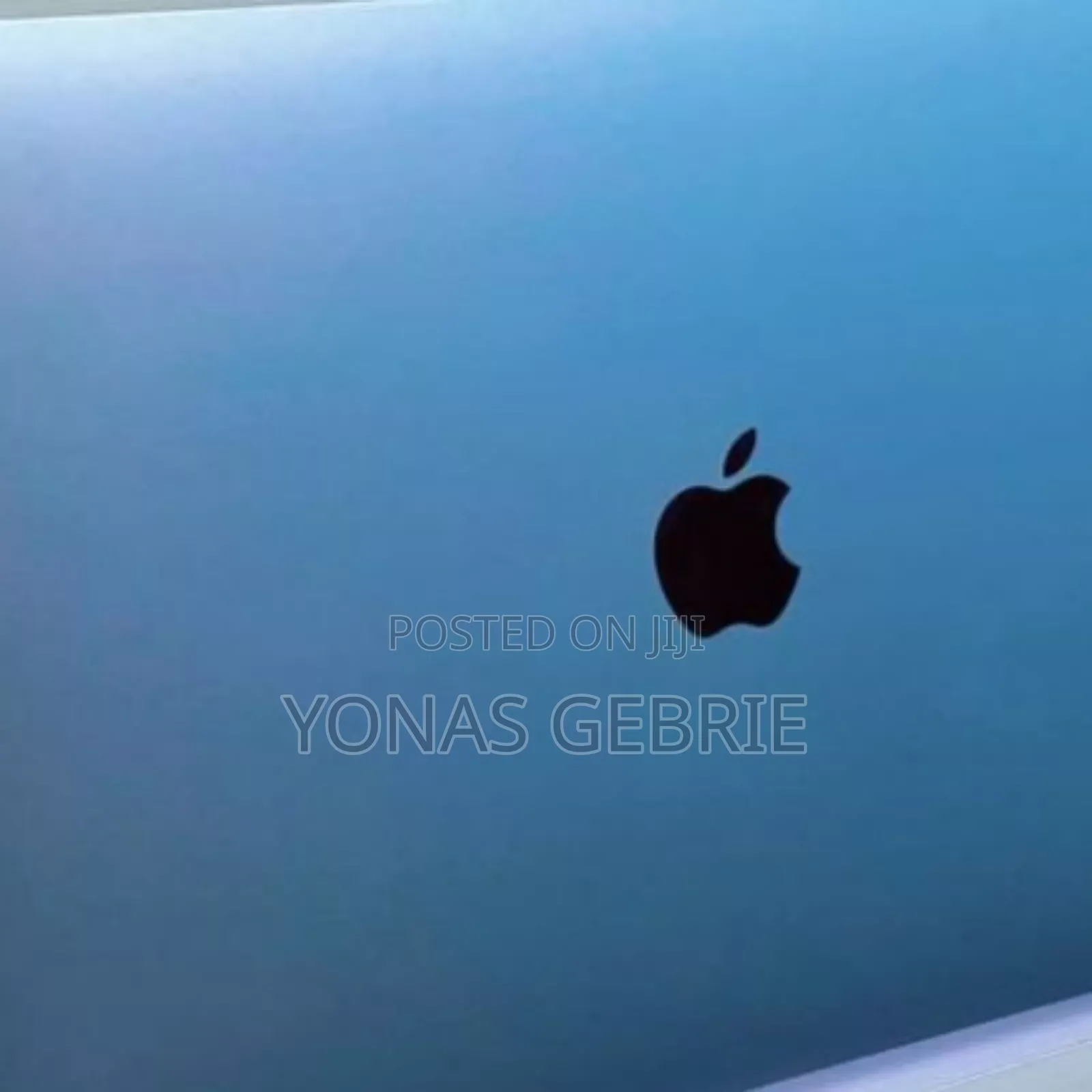 New Laptop Apple MacBook 8GB Apple M1 SSD 256GB