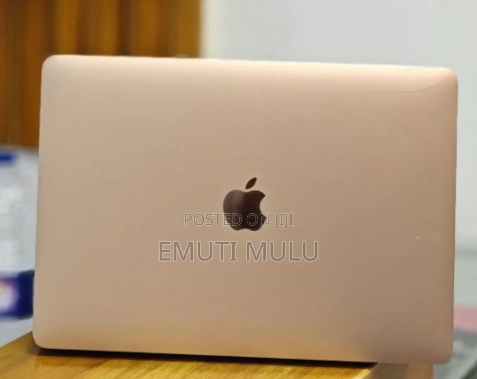 New Laptop Apple MacBook Air 2020 M1 8GB Intel Core i3 SSD 256GB