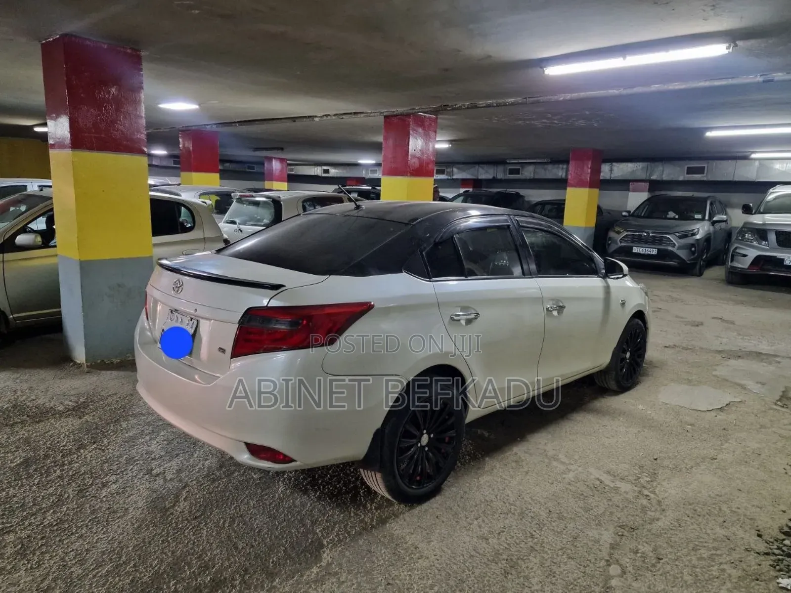 Toyota Yaris L Hatchback 5dr 2014 White