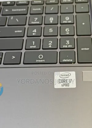 New Laptop HP ZBook Firefly 15 G7 16GB Intel Core i7 SSD 512GB