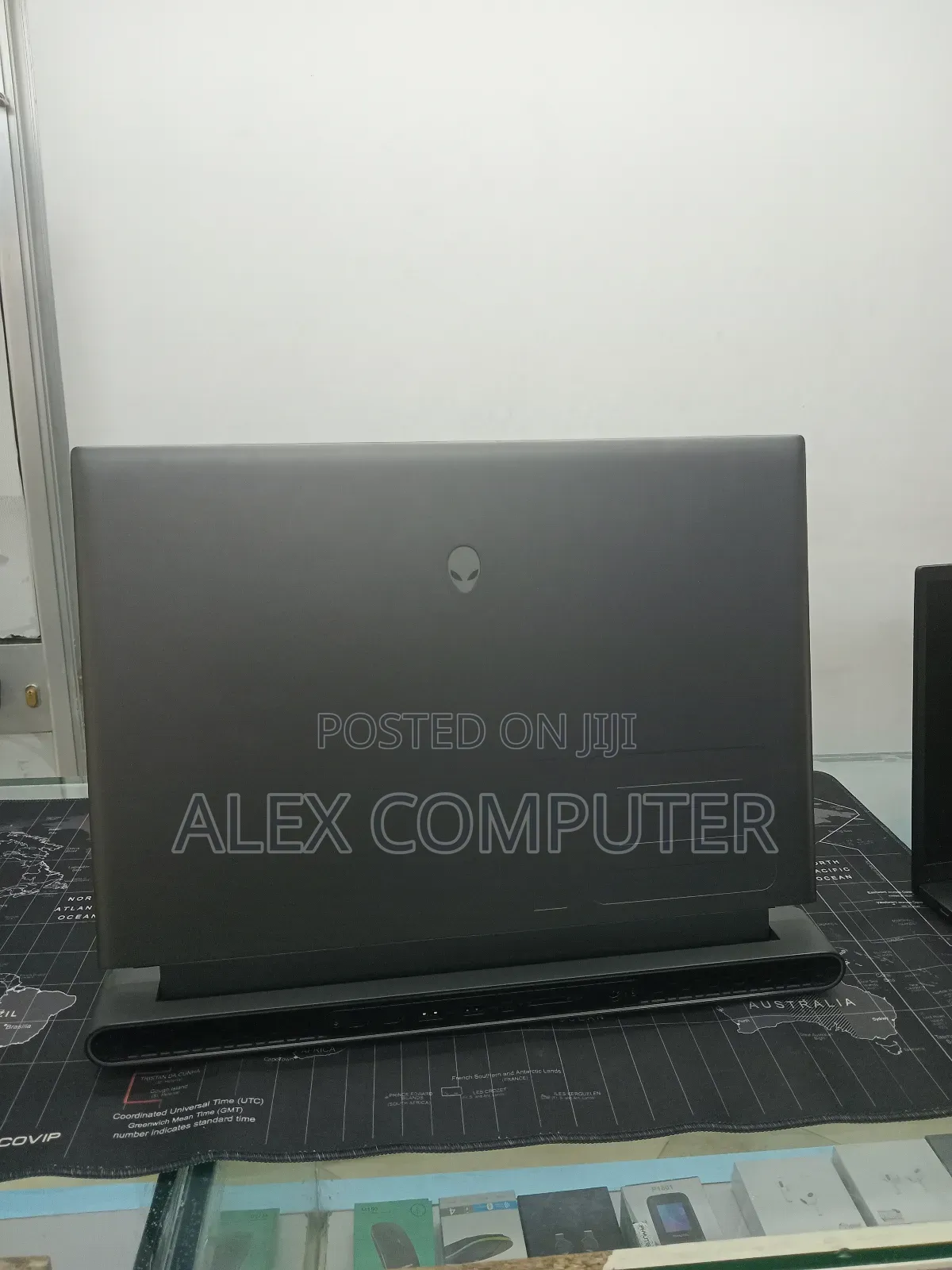 New Laptop Alienware M17x R2 16GB Intel Core i7 SSD 1T