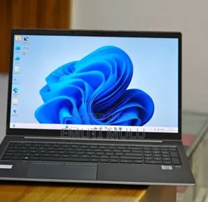 New Laptop HP ZBook Firefly 15 G7 16GB Intel Core i7 SSD 512GB