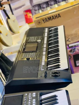 Available Keyboard Model: Yamaha PSR 975