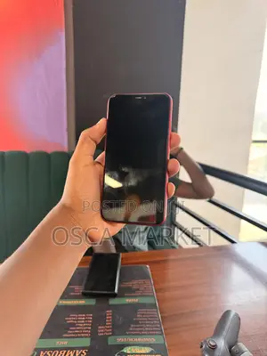 Apple iPhone 11 128 GB Red