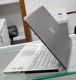 New Laptop HP Pavilion 15 8GB Intel Core i7 SSD 512GB