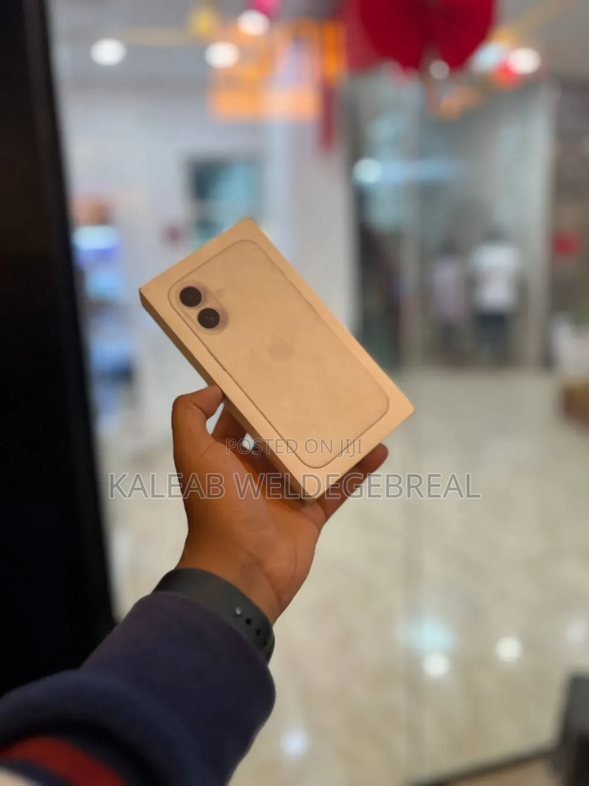 New Apple iPhone 16 128 GB White