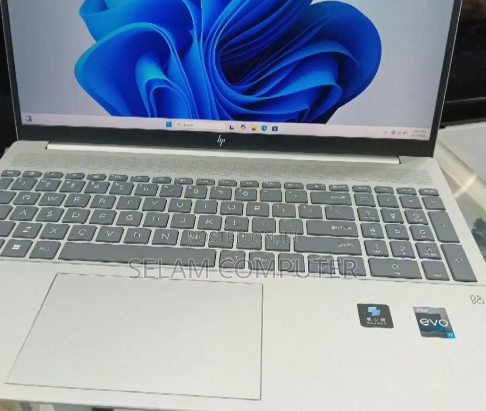New Laptop HP Pavilion 14 16GB Intel Core i7 SSD 512GB