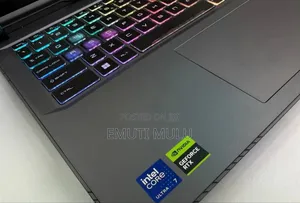 New Laptop MSI Vector 16 HX AI A2XWIG 32GB Intel Core i7 SSD 512GB