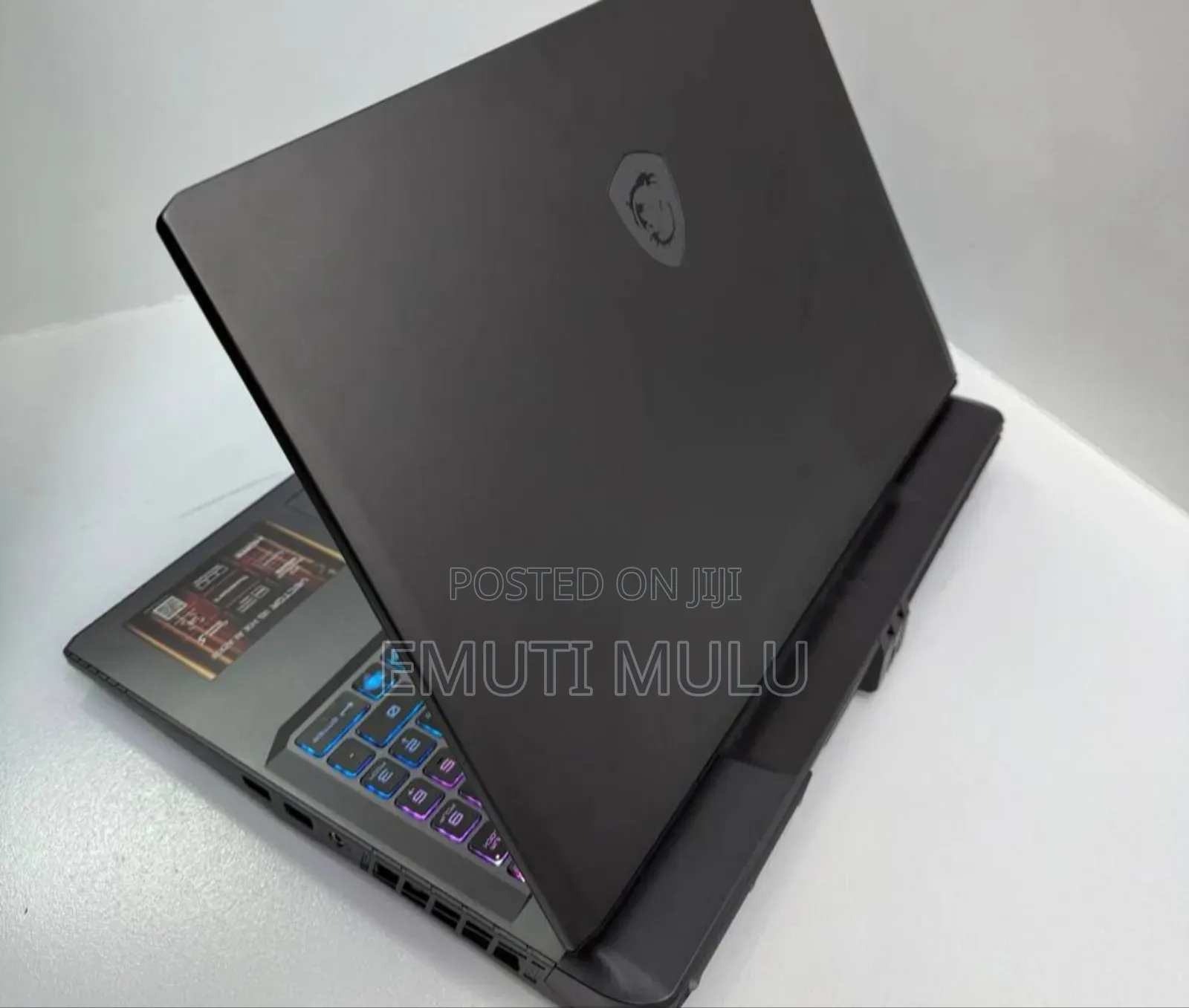 New Laptop MSI Vector 16 HX AI A2XWIG 32GB Intel Core i7 SSD 512GB