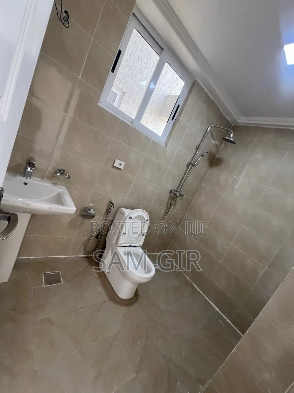 Furnished 4bdrm Apartment in Getas Real Estate, Bole for rent